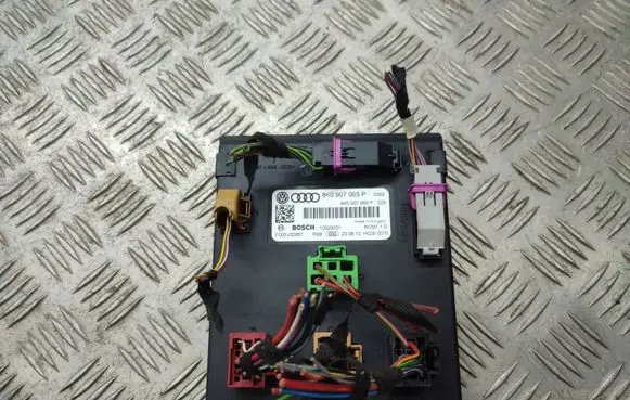Audi Q5 SQ5 Comfort/convenience module 8K0907063P