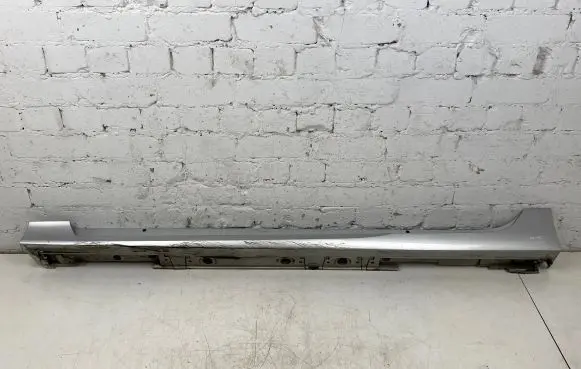 Toyota Prius Prime Sill 7586047080