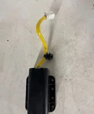 Passenger airbag on/off switch