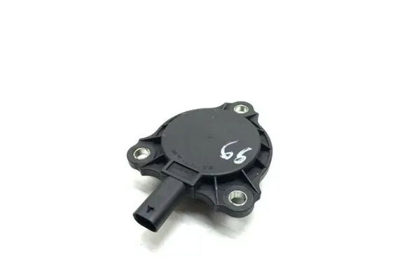 Mercedes-Benz E A207 Turbo solenoid valve A2761560490