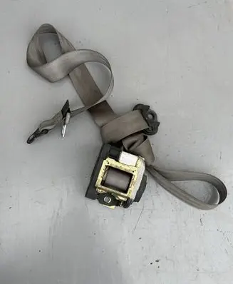 Volkswagen Multivan T4 Front seatbelt 7D0857806B