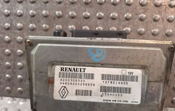 Renault Espace IV Gearbox control unit/module S25081609 8200306333 8200256858
