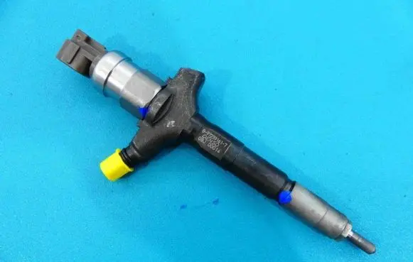 Opel Signum Fuel injector 97239161 IMPRK922586