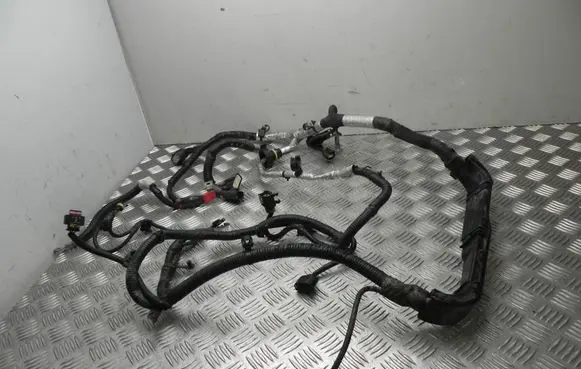 Jeep Grand Cherokee Engine installation wiring loom P68145816AD VD19939