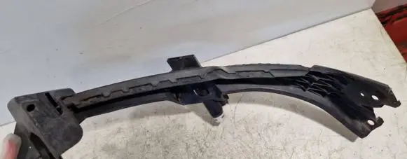 Subaru Legacy Headlight/headlamp mounting bracket 20061