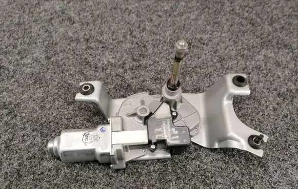 BMW X5 F15 Rear window wiper motor 7318710