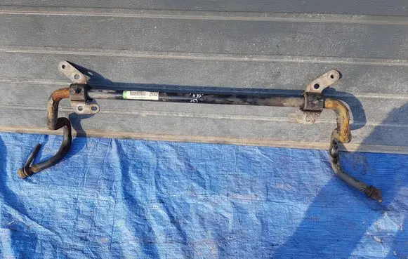 Mercedes-Benz GLC X253 C253 Front anti-roll bar/sway bar A2533230265HHG A2533230265