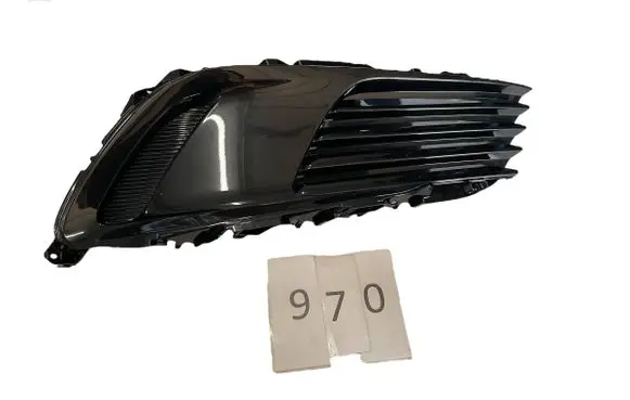 Toyota Auris E180 Front bumper lower grill 8148102570 5203002120 8148102590