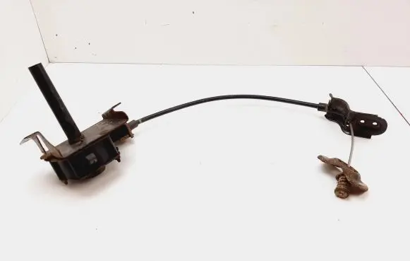 Mercedes-Benz Vito Viano W447 Spare wheel mounting bracket M00324700