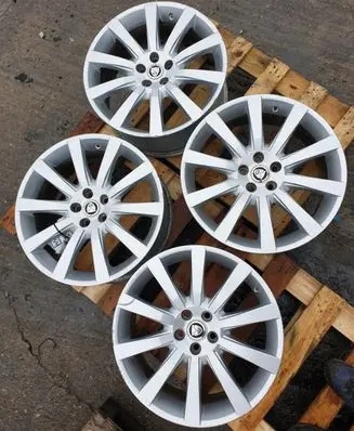 Jaguar XK8 - XKR R18 forged rim 5X108