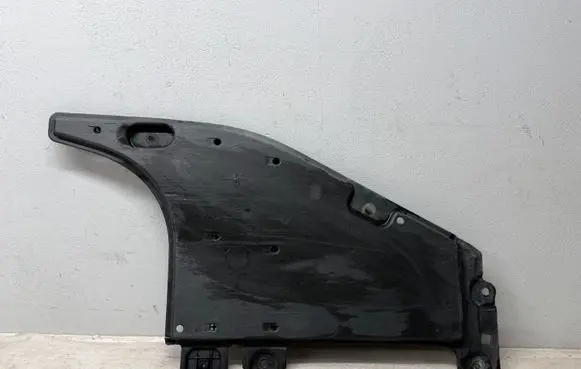 Toyota RAV 4 (XA50) Center/middle under tray cover 5816742010