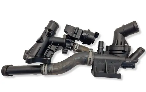 Renault Talisman Thermostat/thermostat housing 110618527R 110600686R