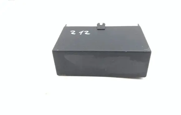 Jaguar XK8 - XKR Fuse box cover LJA6735AB