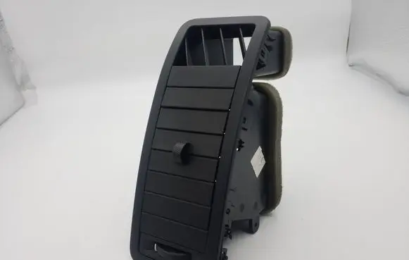 Ford Escape Dashboard side air vent grill/cover trim 8L8478046B30A 8L8478046B30B