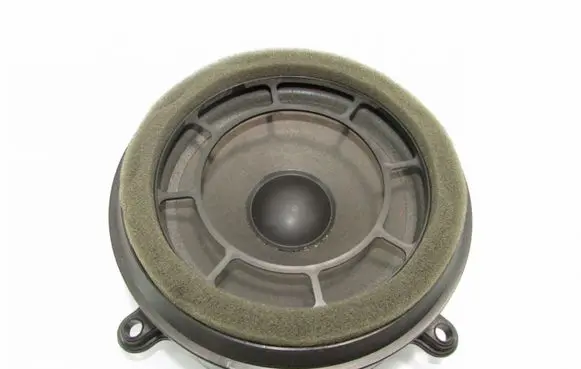 Mercedes-Benz C W203 Rear door speaker