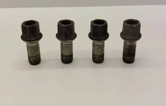 Audi A4 S4 B8 8K Nuts/bolts 