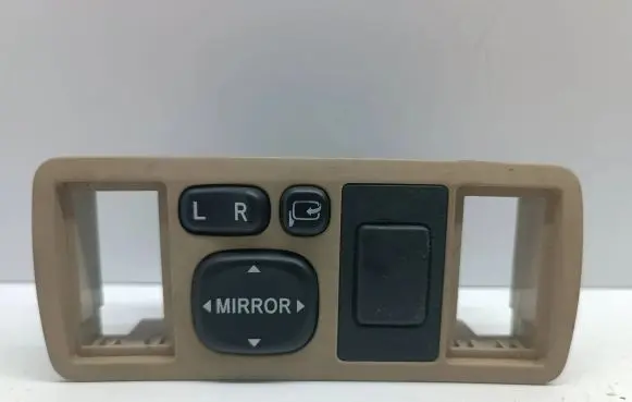 Toyota Avensis T250 Wing mirror switch 183575