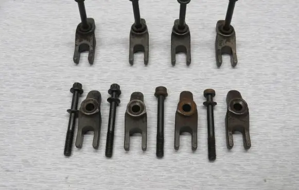 KIA Sportage Fuel Injector clamp holder