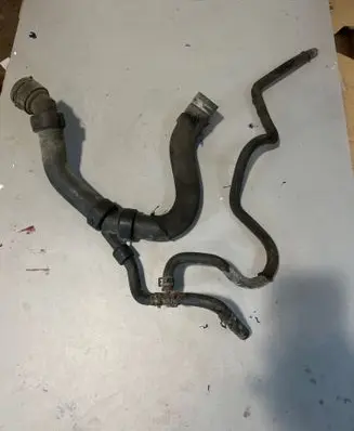 Audi A6 Allroad C5 Engine coolant pipe/hose 4Z7121101C 01072000