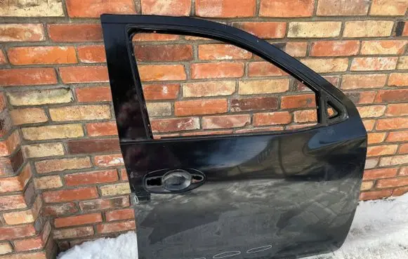 Nissan Navara D23 Front door