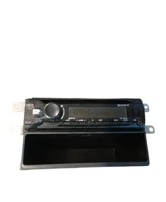 Subaru Impreza II Radio/CD/DVD/GPS head unit