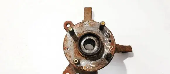 Hyundai Getz Front wheel hub