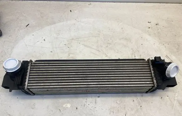 BMW X3 F25 Intercooler radiator 7617598