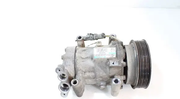 Renault Twingo II Air conditioning (A/C) compressor (pump)