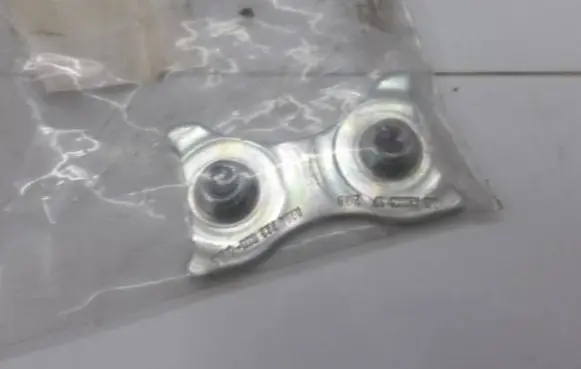 Mercedes-Benz C W204 Front door hinge set A2047230111