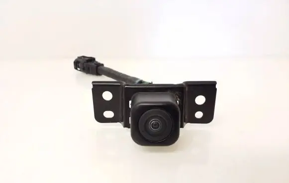 Toyota Land Cruiser J300 Front bumper camera BB421XF60122 867B060120