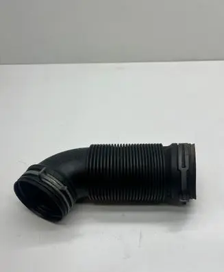 Volkswagen Touran I Air intake hose/pipe 1K0129684B 446148DE