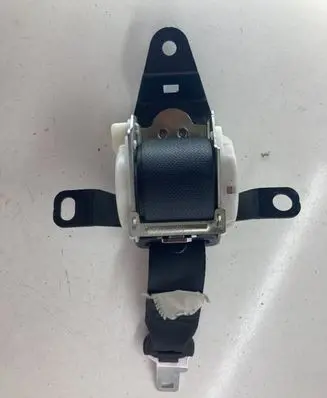 Nissan Qashqai+2 Roof seat belt 3063861AA