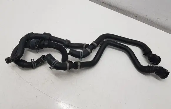Skoda Kodiaq Engine coolant pipe/hose 5C0121087D 5Q0122291S