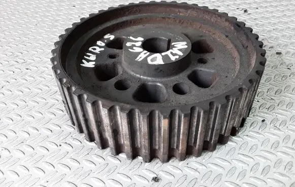 Mazda 626 Fuel pump gear (pulley) 