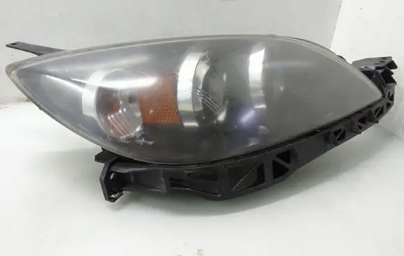 Mazda 3 I Headlight/headlamp 