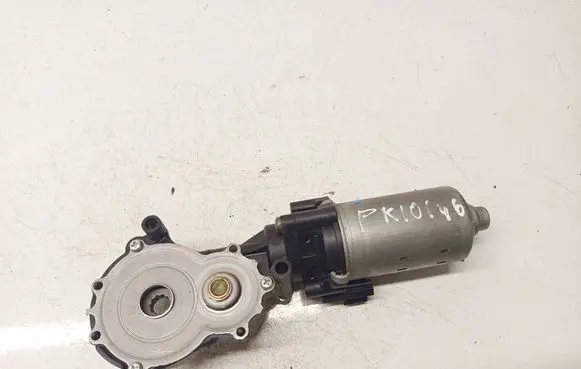Lexus RX 300 Seat adjustment motor 8582033020