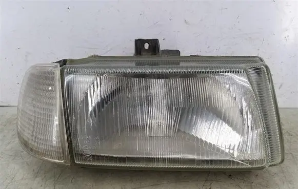 Volkswagen Polo III 6N 6N2 6NF Headlight/headlamp