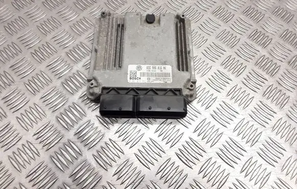 Volkswagen Touran I Engine control unit/module 03G906016HK 0281012251 1039S07795