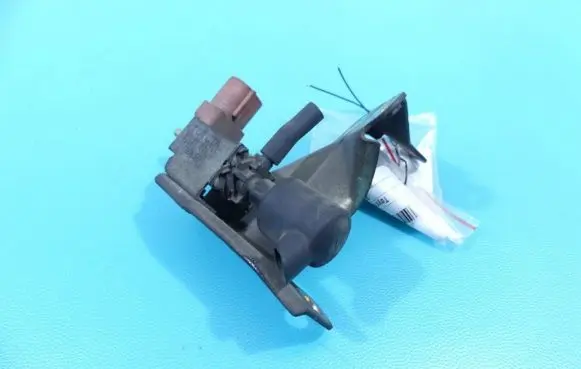 Toyota Corolla E120 E130 Turbo solenoid valve 25860-64140 IMPRK1341653