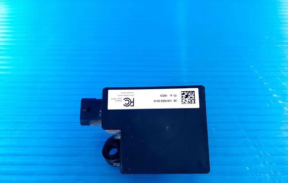 Tesla Model 3 Central body control module 109785500D