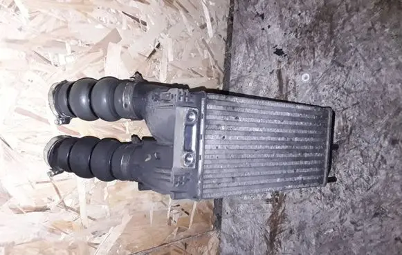 Peugeot 308 Intercooler radiator 992540G