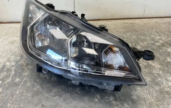 Seat Ibiza V (KJ) Headlight/headlamp 6F1941006A