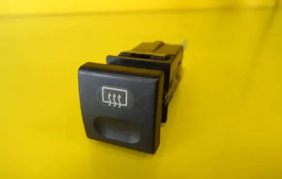 Citroen XM Windscreen/window heater switch