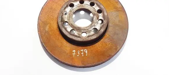 Volkswagen Touran I Front brake disc ventiliuojamas