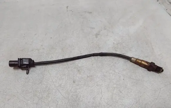 Volvo V70 Lambda probe sensor 30751138 0258017107 1928404687