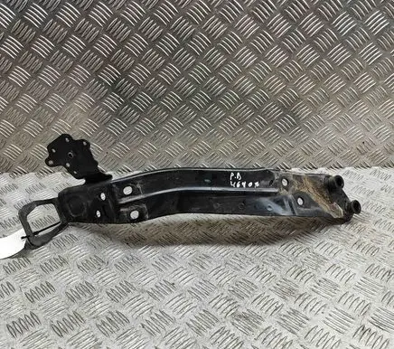 Audi Q7 4M Headlight/headlamp mounting bracket 4M0805354A