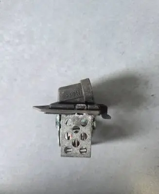 Renault Megane II Heater blower motor/fan resistor 1113495