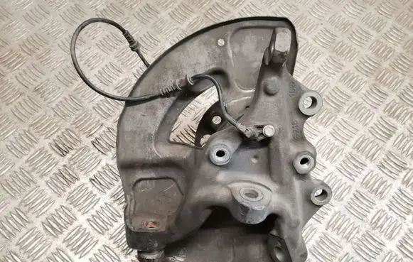 Mercedes-Benz E W212 Front wheel hub