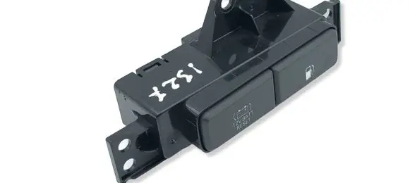 Hyundai Ioniq Fuel tank opening switch 93555G2970