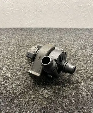 BMW X3 G01 Electric auxiliary coolant/water pump 8663248